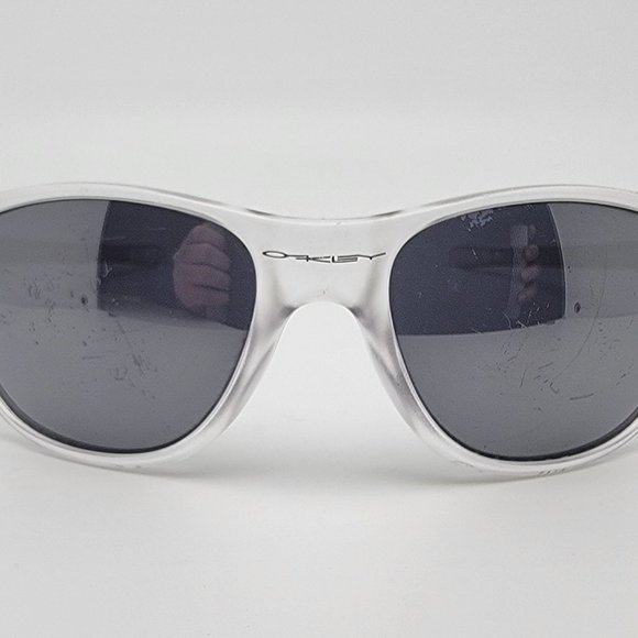 *SOLD* Oakley 03-102 New Frogskins Matte Clear Frame Black Iridium Lens Sunglass - Picture 2 of 12